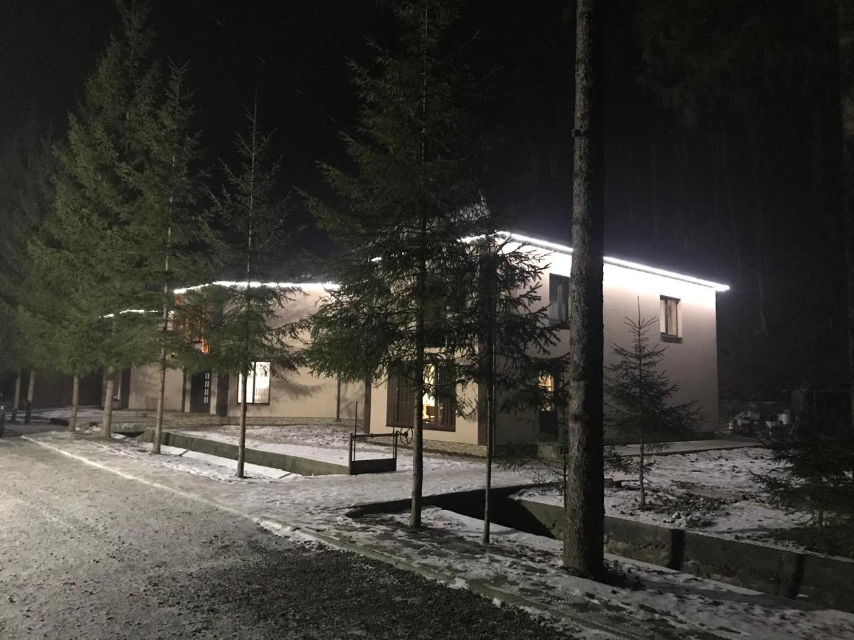 Чорна Вода Lazy Esterno foto